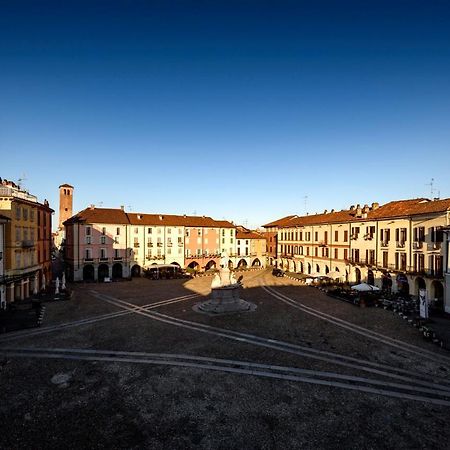 Appartamento Le Risaie แวร์เชลลี ภายนอก รูปภาพ