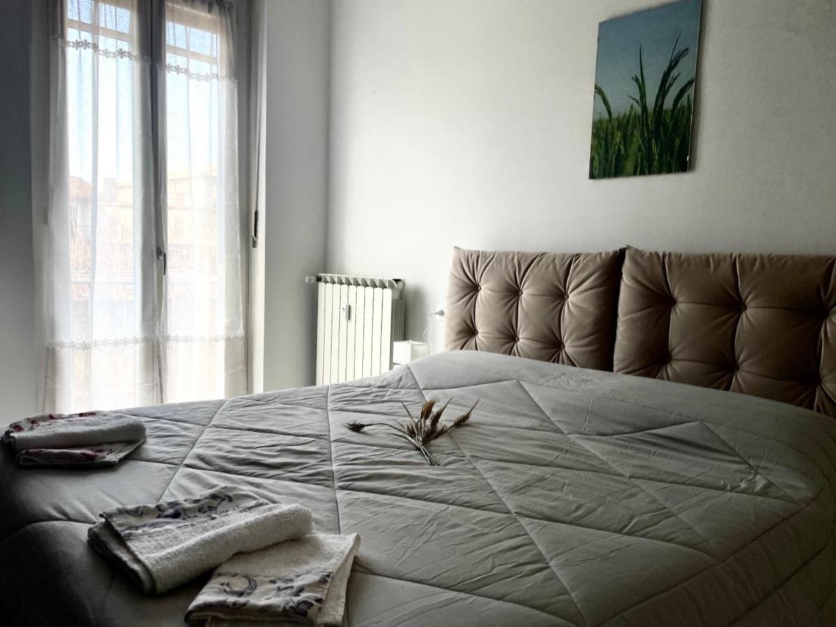 Appartamento Le Risaie แวร์เชลลี ภายนอก รูปภาพ