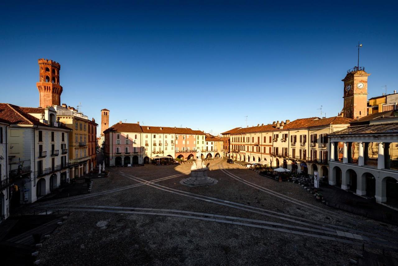 Appartamento Le Risaie แวร์เชลลี ภายนอก รูปภาพ