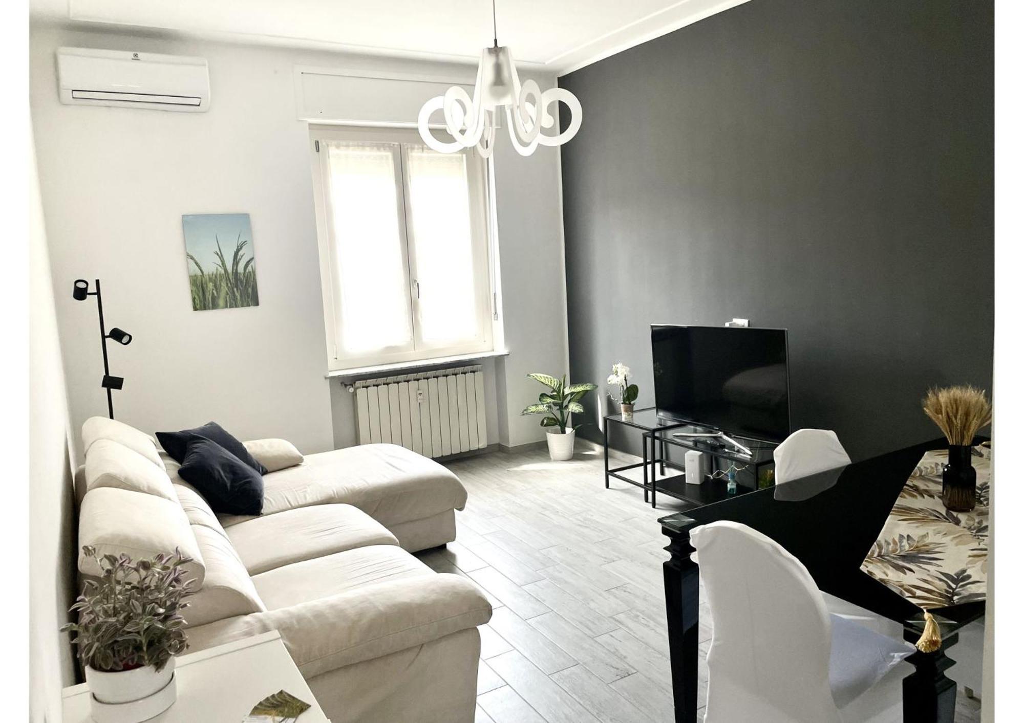 Appartamento Le Risaie แวร์เชลลี ภายนอก รูปภาพ